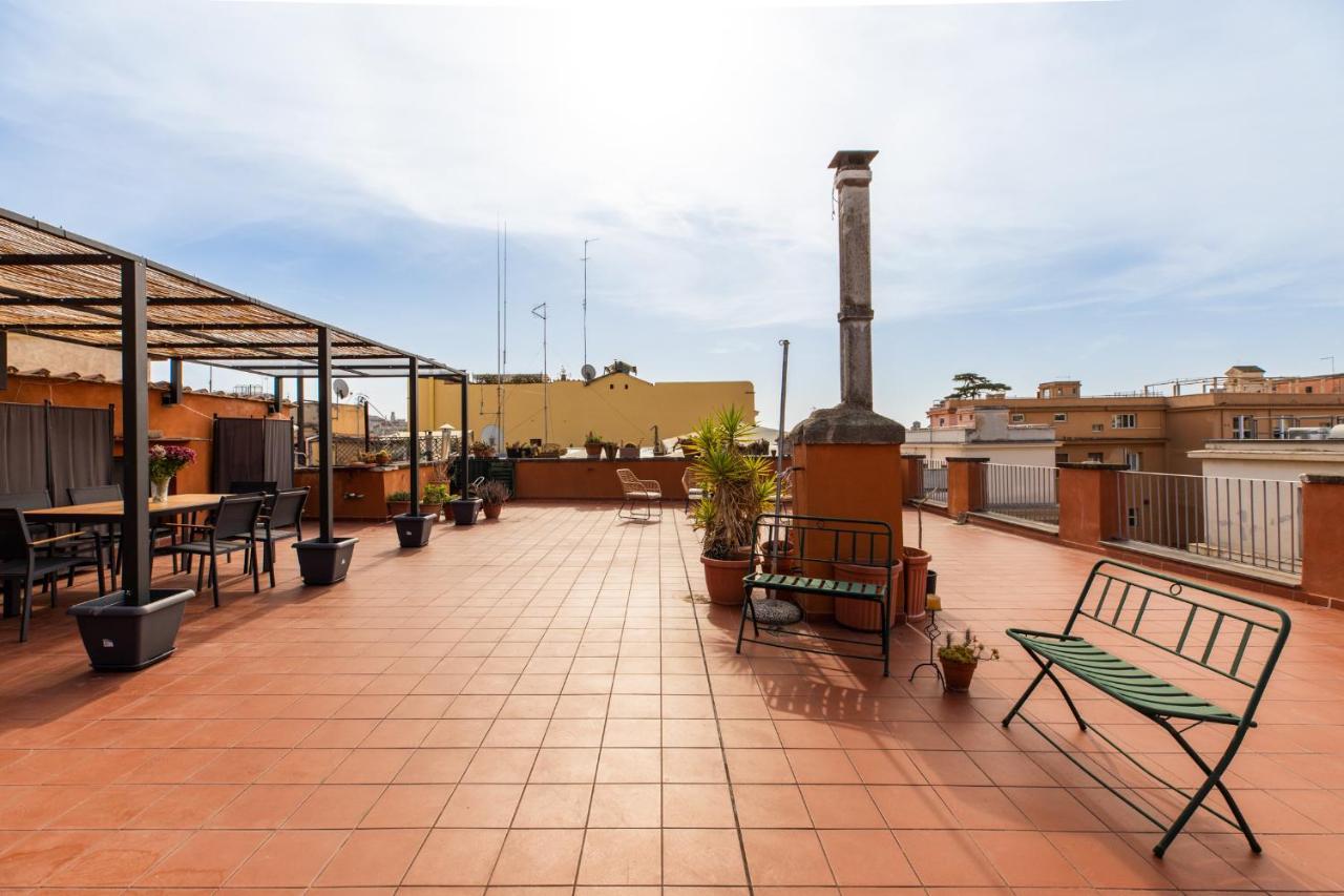 Iflat Amazing Apartment With Terrace In Monti Rome Exterior photo